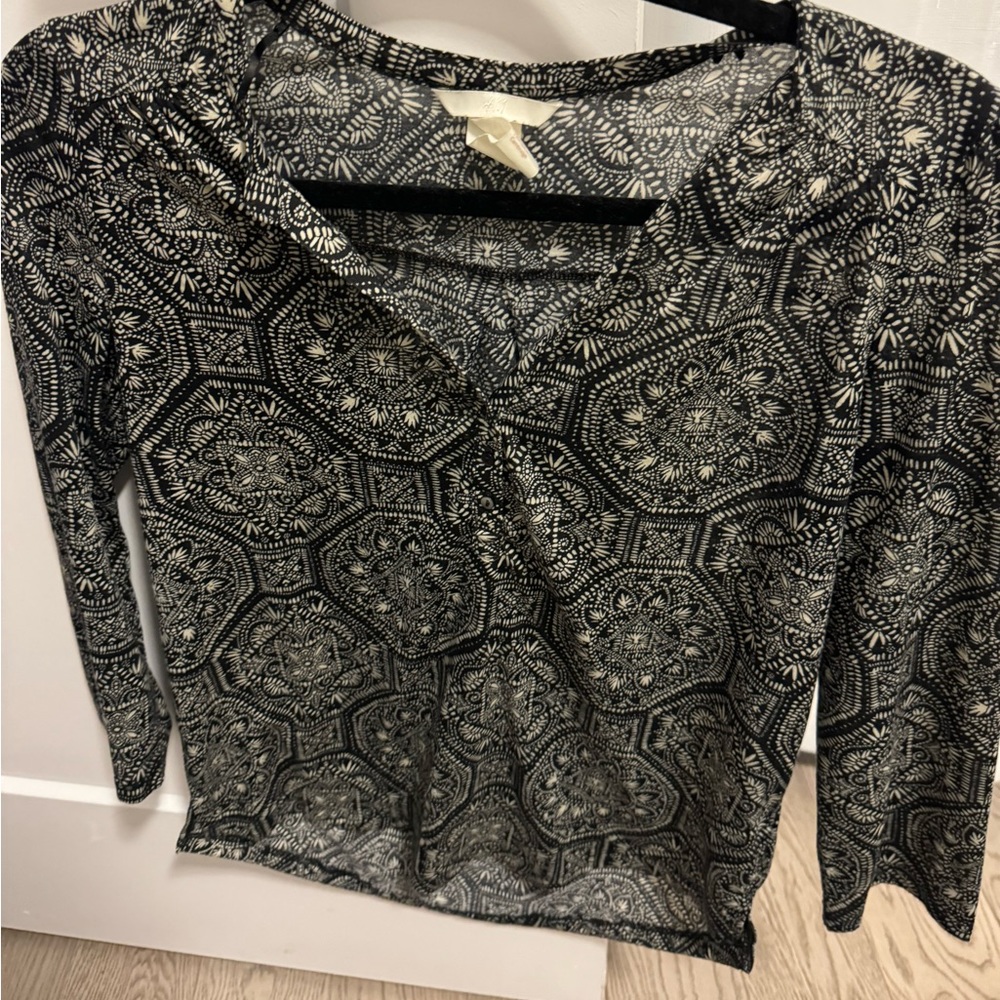 H&M blouse size xsmall